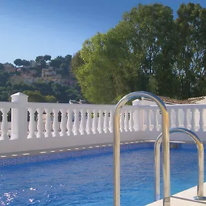 https://apartamentos-turisticos-la-mundial.1costadelsol.com